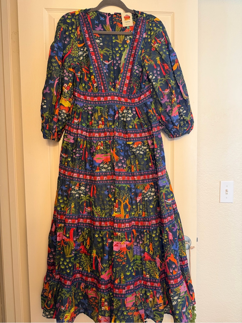 Farm Rio Utopia Puff Sleeve Tropical Midi Tier Dress NEW - Picture 9 of 11